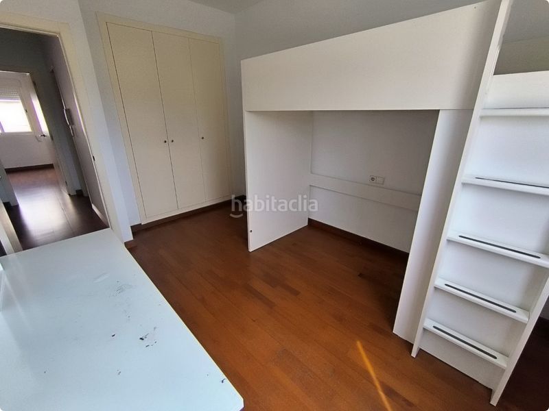 Foto 47946534-cd73-477d-aa2f-8d23e25aa32e. Casa adossada amb aparcament a Bellreguard