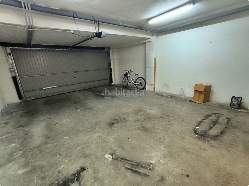 Foto f3f077b3-b9b7-4153-88f4-afe6b696d1f4. Casa adossada amb aparcament a Bellreguard