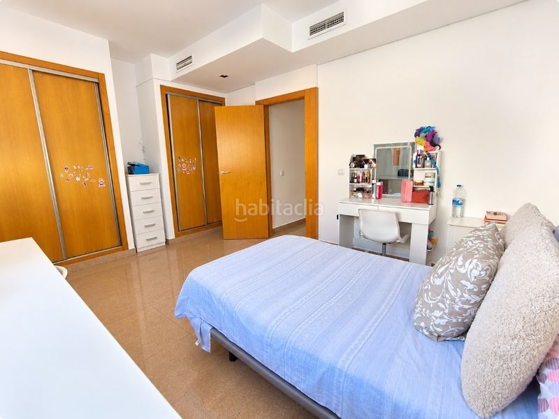 Foto 4013a9ad-040f-4adb-a5d1-59c43bdc7a25. Casa a schiera con parcheggio in Bellreguard