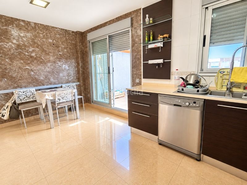 Foto a05c7f60-6457-45f0-84dd-4674f7696bd0. Casa a schiera con parcheggio in Bellreguard