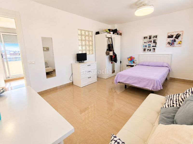 Foto d9a4222d-e02a-4b6c-a9ae-c3d7ec22129f. Casa a schiera con parcheggio in Bellreguard