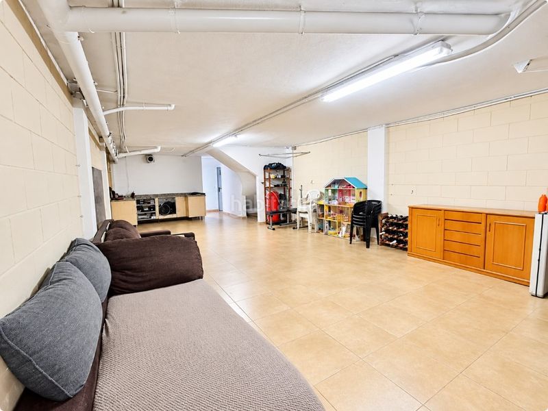 Foto f7d0cb6c-9ab7-4486-adea-9fbc1c3c4b40. Casa a schiera con parcheggio in Bellreguard