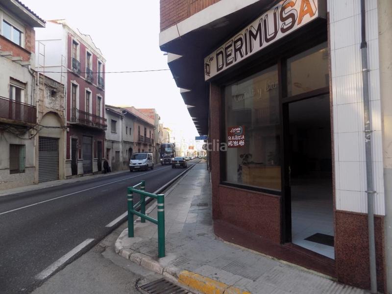 Foto 49e83a6d-5c53-4d72-835d-ad77fac45af5. Alquiler local comercial en cra d'alacant 41 local comercial máxima visibilidad en Bellreguard
