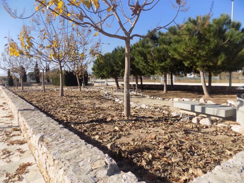 Foto c0079f9a-2314-4f85-9d0a-f060e6da2a7b. Wohngrundstück in ronda de les marjals in Bellreguard