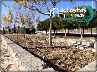 Terreno residencial  Ronda de les marjals. En la playa