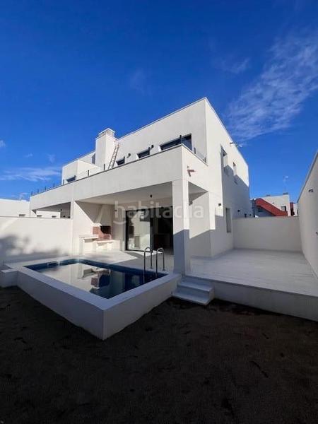 Foto b1e55403-e958-4a68-b7d2-baa0a4692bf9. Casa aparellada amb calefacció aparcament piscina a Cambrils