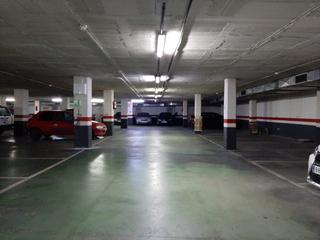 Rent Car parking  Avenida s jordi. Parquing para moto
