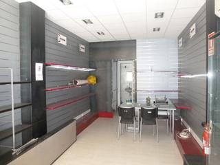Local Comercial en Mestral. Atencin  inversor !!!!