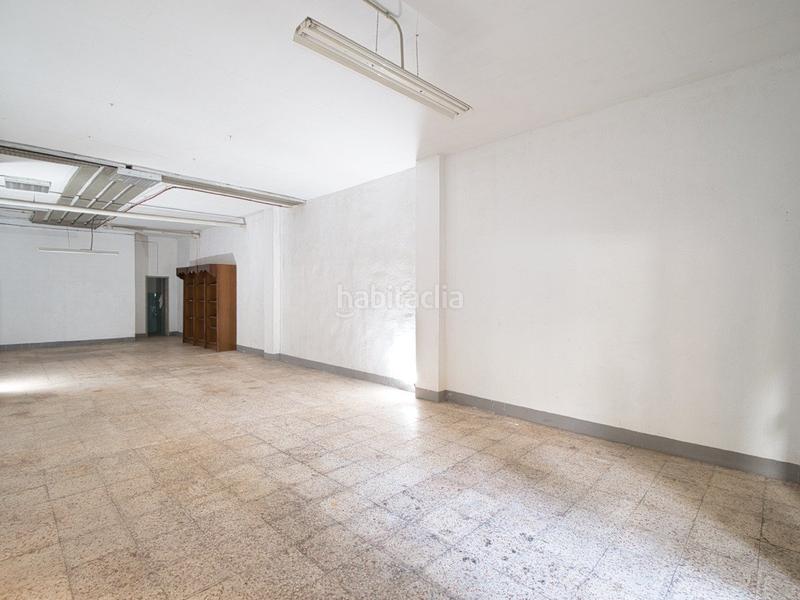 Foto 8c52268e-2e86-4a1e-9b38-ce322d29037b. Alquiler local comercial local con acceso a vehículo ! en Reus