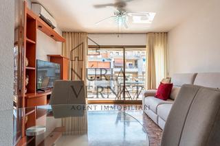 Appartement  Carrer de montblanc. Un dormitorio y amplia terraza en salou