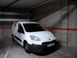 Parking coche en de Joan Miró