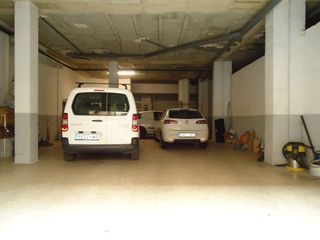 Geschäftsraum  Carrer pere de lluna