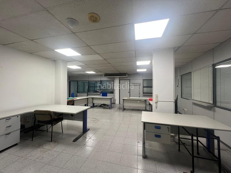 Foto 53ba4e0a-ed94-40df-bf7e-1b9bab860032. Alquiler local comercial local 1000 m2 en Llevant Reus