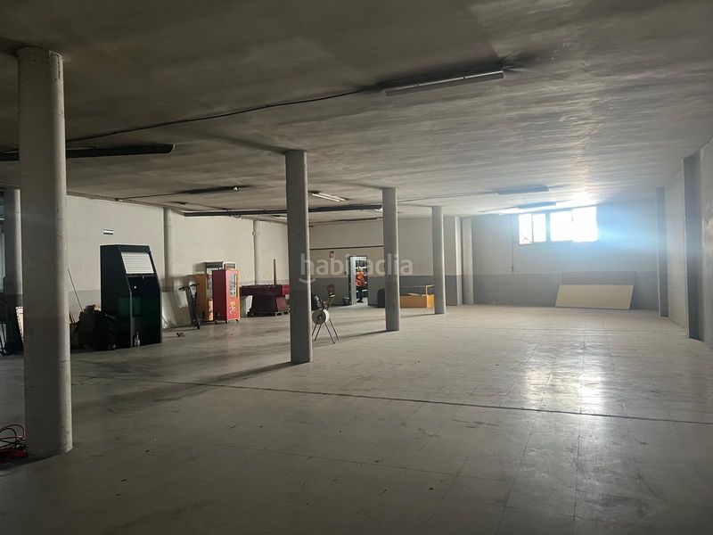 Foto a3d5bae3-9f13-4cfa-9efb-1f89cd87dde4. Alquiler local comercial local 1000 m2 en Llevant Reus