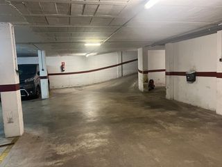 Autoparkplatz  Carrer del tívoli