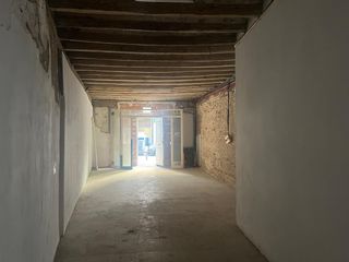 Lloguer Local Comercial a Centre. Local en alquiler raval st. pere