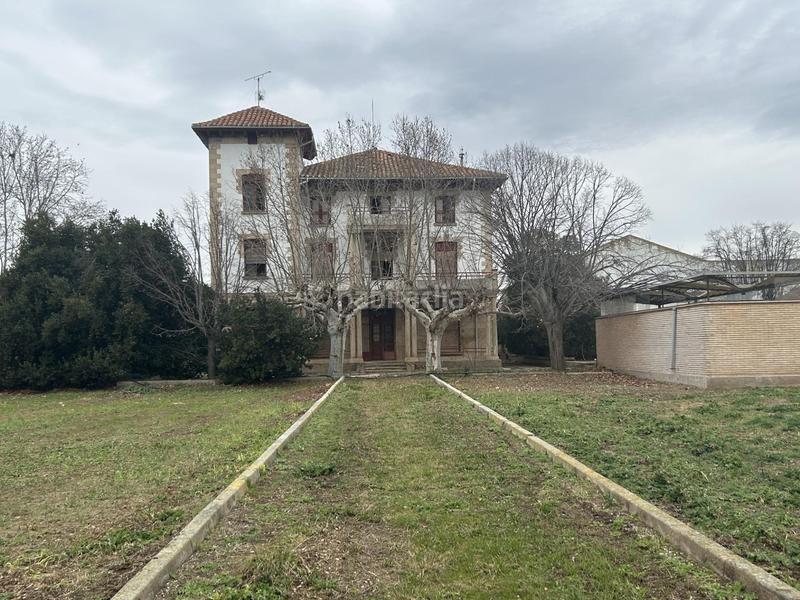 Foto 3a8b3a4f-f185-4107-8c04-296c5306b271. Chalet con piscina in Peralta