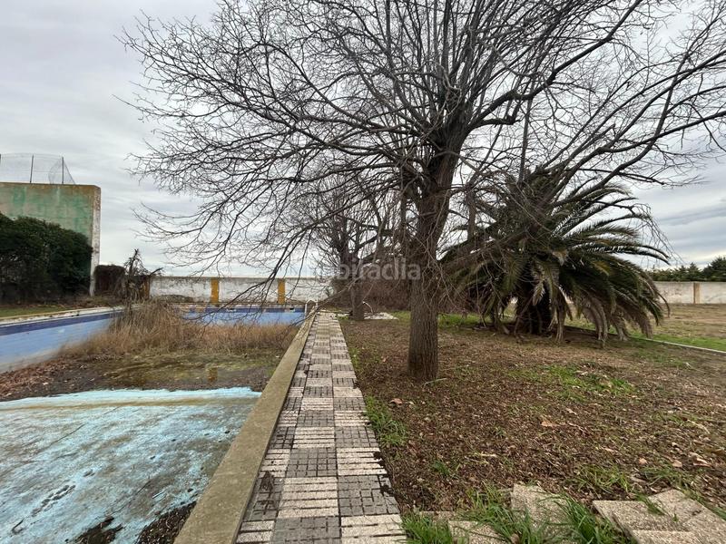 Foto 5c82719e-4f34-440e-adb7-39745fbdfa06. Chalet con piscina in Peralta