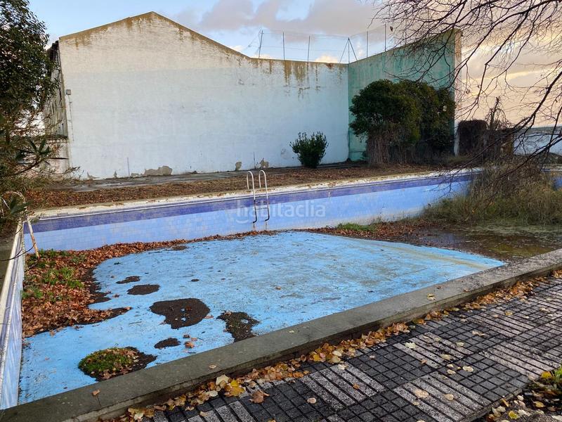 Foto 9c937867-637b-4920-8dca-7a9af007534c. Chalet con piscina in Peralta