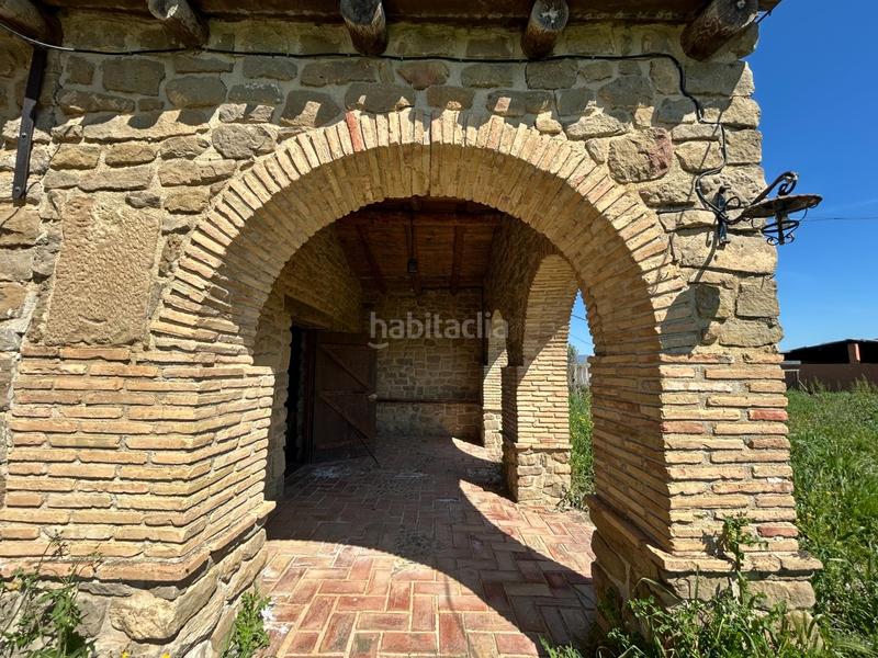 Foto 9ae4f1b8-3903-45ee-940a-9cec0e8a6251. Locale commerciale in Pitillas