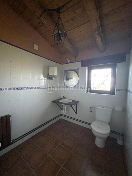 Foto cc5b3150-5fb3-4575-b31c-fa1a365389b1. Locale commerciale in Pitillas