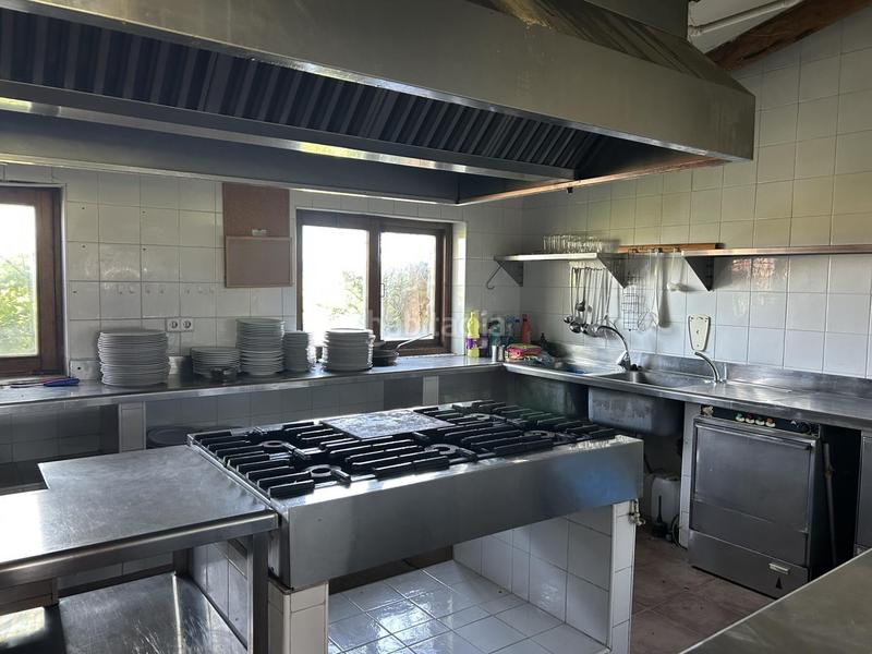 Foto cf2c4fc6-cc1d-4b54-bf2a-855d6578a565. Locale commerciale in Pitillas