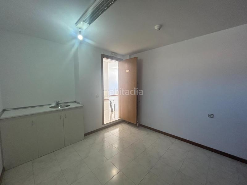 Foto c5674674-8757-4e5e-919d-d7c068e002e4. Local commercial dans San Jorge Pamplona / Iruña