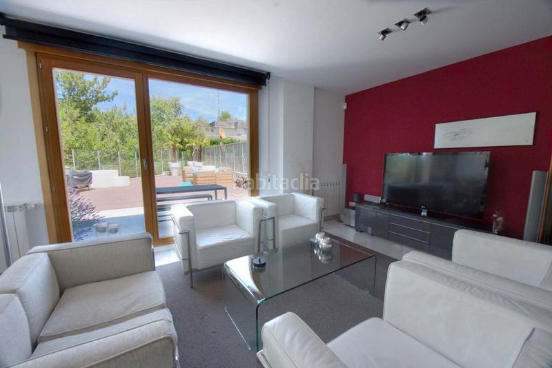 Foto 08a54d4d-a6fb-4272-a85c-a67713d7455b. Chalet mit heizung parking pool in Olaz Valle de Egüés / Eguesibar