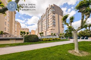 Pis en Zizur Mayor / Zizur Nagusia. Piso en las plazas de zizur, en edificio con fachada ventilada.