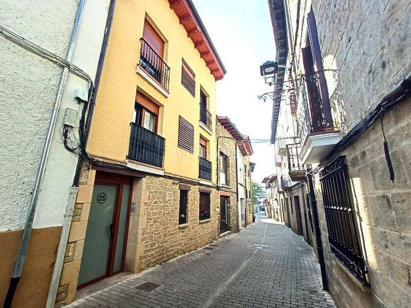 Foto 6ce1762d-a346-4916-bedc-fea41edccb44. Apartament a Monreal