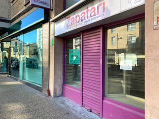 Local Comercial a Huarte / Uharte. Local en huarte