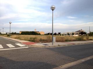 Terreny residencial a Olite. Parcela urbanizada en olite
