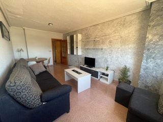 Pis en Barrio del Progreso. Piso en venta en sur  santiago el mayor, 3 dormitorios.