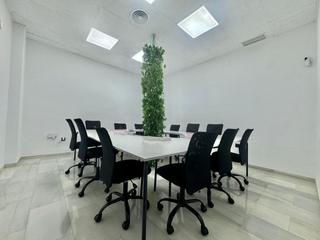 Affitto Ufficio in Calvario. Oficina en alquiler en centro, 1 dormitorio.
