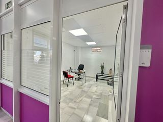 Miete Büro in Loma de los riscos 2. Oficina en alquiler en centro, 1 dormitorio.