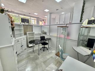 Lloguer Oficina a Calvario. Oficina en alquiler en centro, 1 dormitorio.