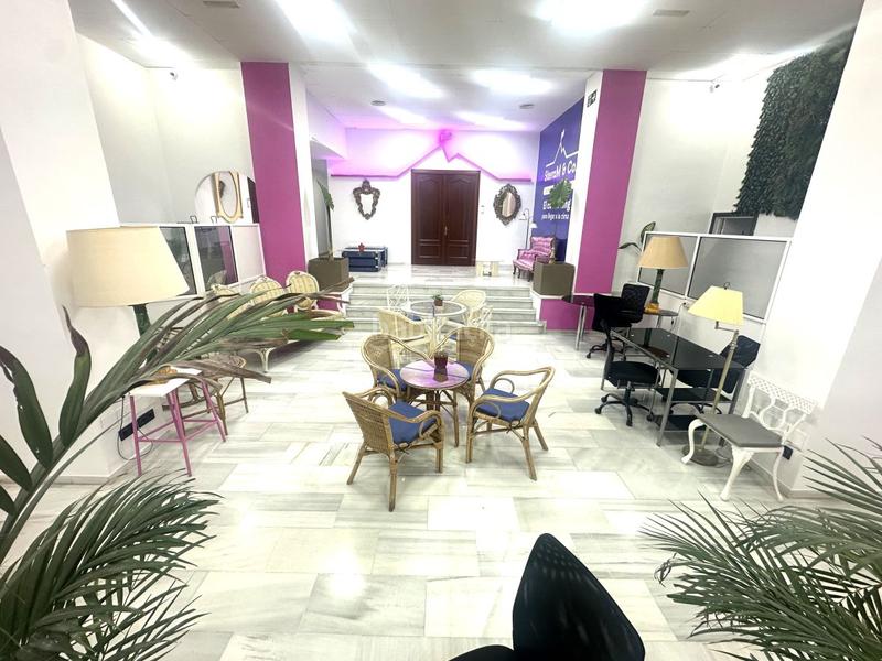 Foto 799494c4-ed66-4950-891b-4bc27e92f980. Affitto locale commerciale in Calvario Torremolinos