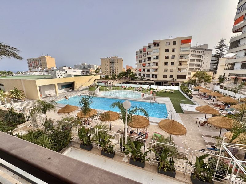 Foto 18ab5af8-bfb7-45f2-b54f-fb2ce5417dff. Apartament a calle danza invisible 3 3 a El Bajondillo Torremolinos