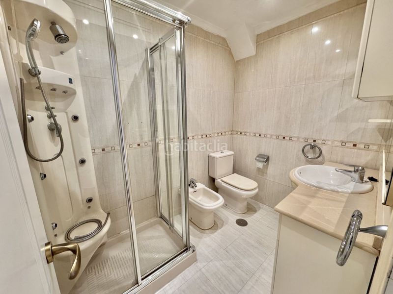 Foto 394b3ad6-e89d-4fe5-8e29-205abff5f897. Apartament a calle danza invisible 3 3 a El Bajondillo Torremolinos