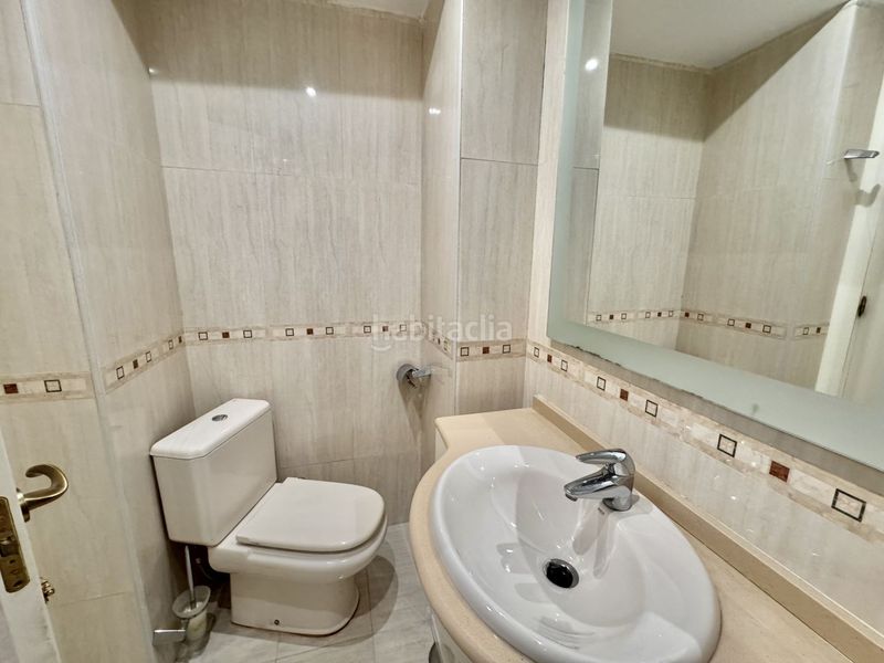 Foto ac8daaf3-6638-4428-b763-d180855a7406. Apartament a calle danza invisible 3 3 a El Bajondillo Torremolinos