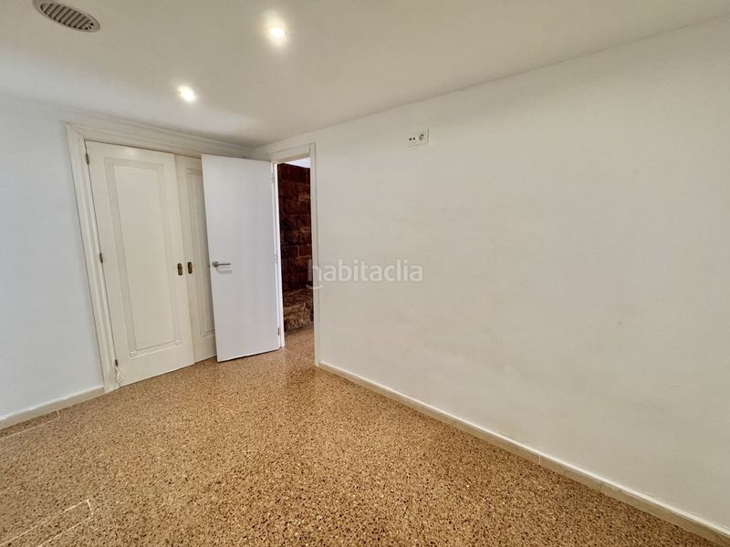 Foto c2e52c24-b383-4946-876d-0945359e69e7. Apartament a calle danza invisible 3 3 a El Bajondillo Torremolinos