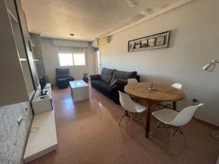 Miete Etagenwohnung  Conde-duque de olivares. Piso en alquiler en sur  santiago el mayor, 3 dormitorios.