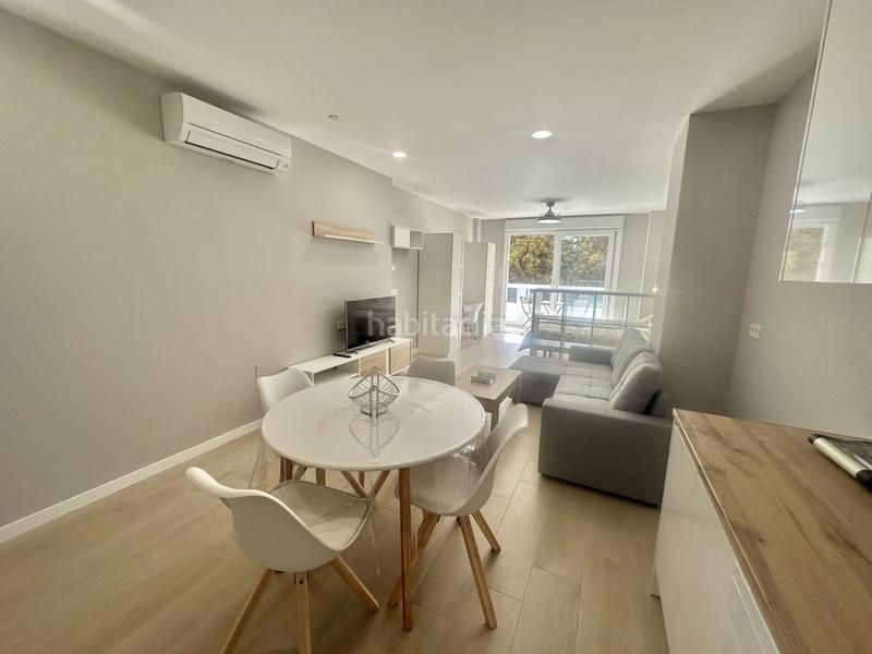 Foto 2265353c-11f8-45ab-82df-135bbbeb8396. Rent studio in joan miro 4 in Calvario Torremolinos