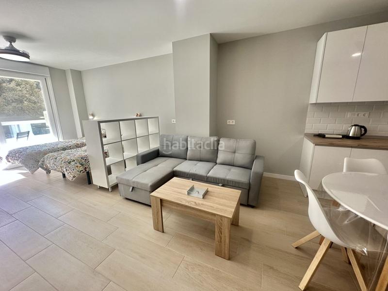 Foto aa7ddb64-049c-4013-b68c-51059305a71f. Rent studio in joan miro 4 in Calvario Torremolinos