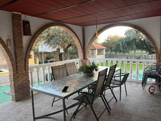 Masia a Villanueva de Córdoba. Finca rústica con encinar centenario y amplios espacios al aire
