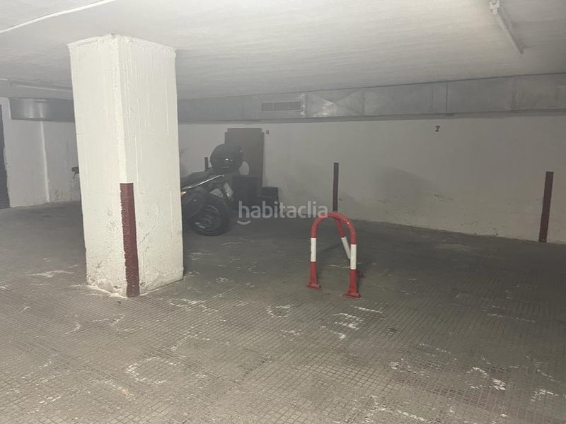 Foto c5e2217d-8d70-4cdb-bc49-e86125aaf793. Aparcament cotxe a Centro Córdoba