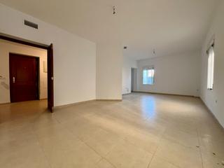 Etagenwohnung  Ronda de los martires