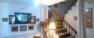 Casa a Sta. Marina - San Andrés - San Pablo - San Lorenzo. Magnífica casa en el emblemático barrio de san lorenzo, con gara