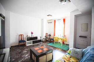 Duplex à Calle bécquer 44. Dúplex con encanto en almodóvar del río, a un paso de su majestu