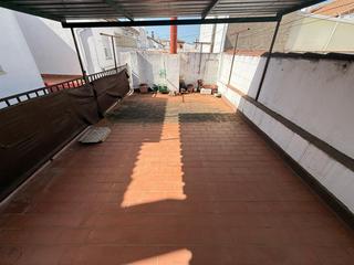 Casa  Calle moreras. Oportunidad en fuente palmera! casa adosada con amplios espacios